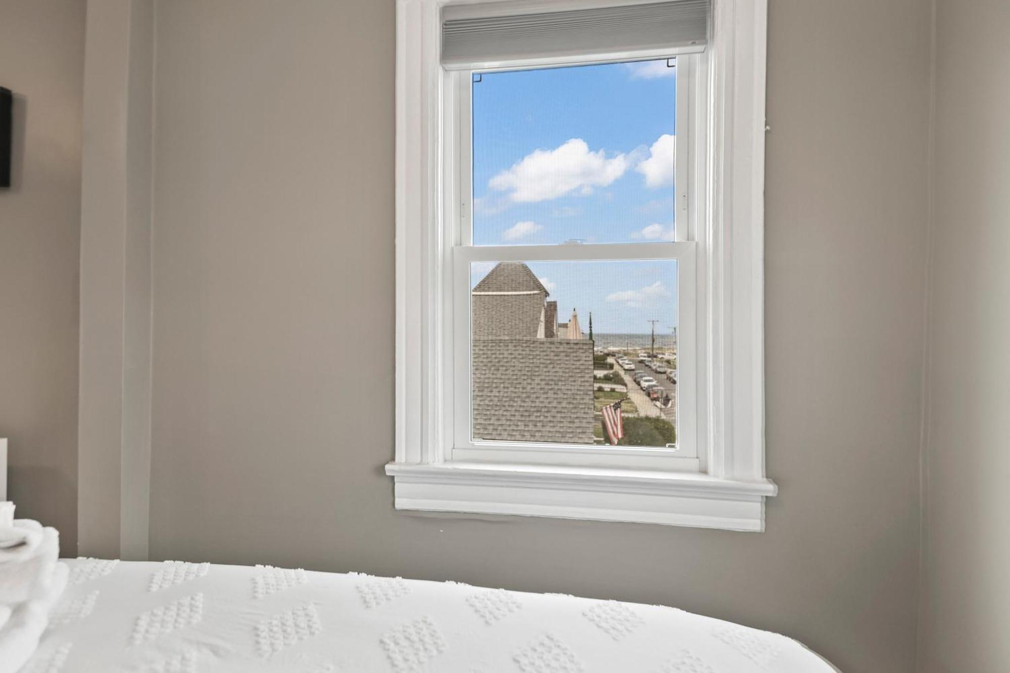 The At 3* Ocean Grove