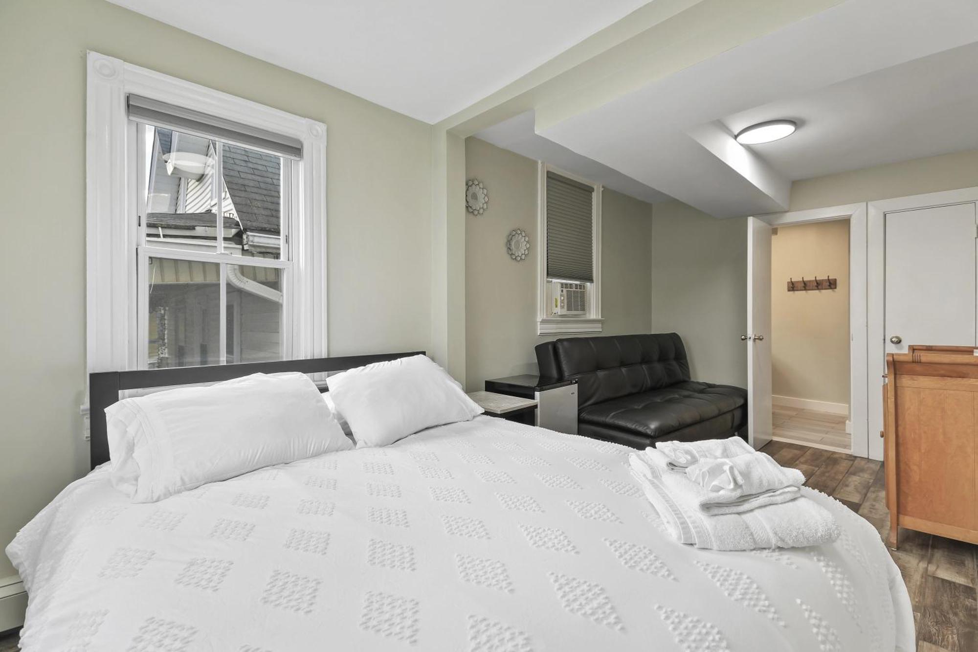 Bed & Breakfast The At 3*